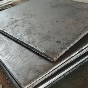 FLANCHE 25 X 25 X 8 MM